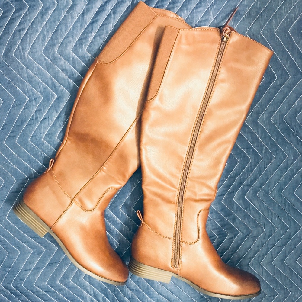 Universal Thread Brown Boots 👢